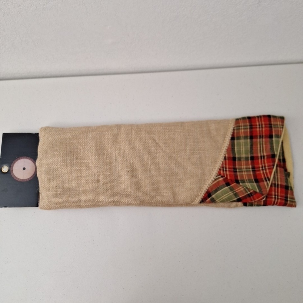 The Christmas Shoppe Tree Skirt Burlap and Red Green Plaid 48" NEW - Picture 12 of 12